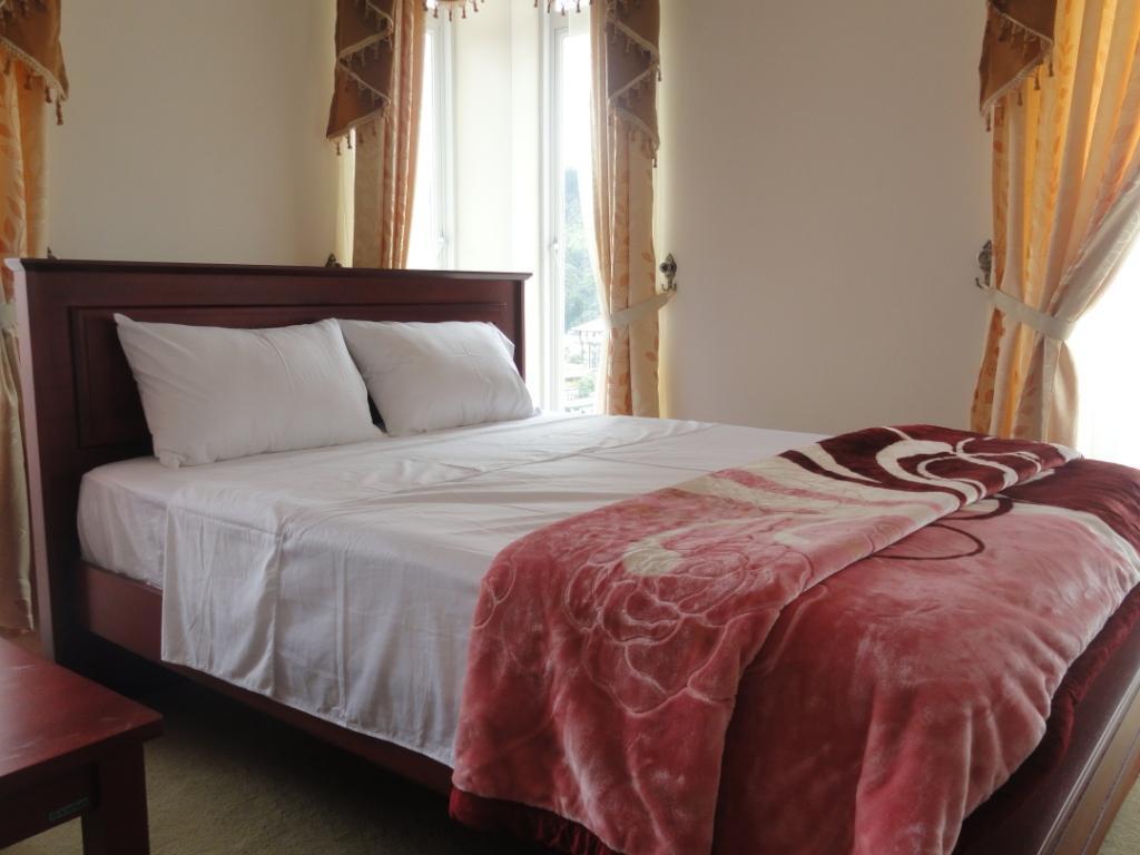 City And Hills View Apartment نوفارا إيلِيا الغرفة الصورة