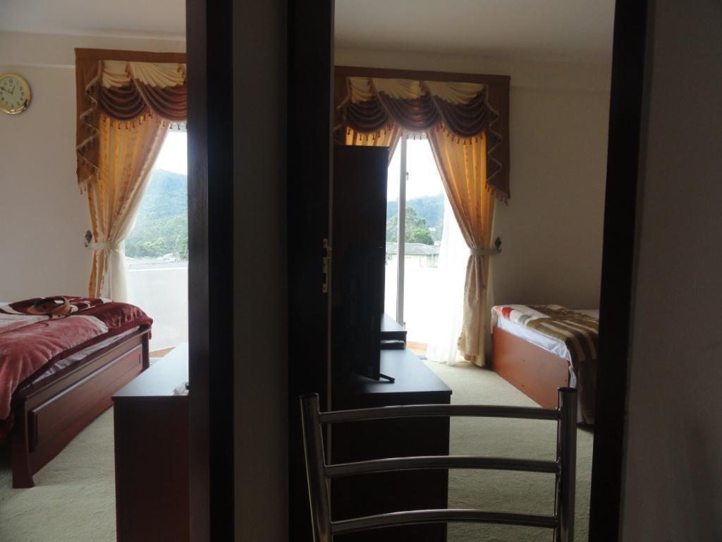 City And Hills View Apartment نوفارا إيلِيا الغرفة الصورة