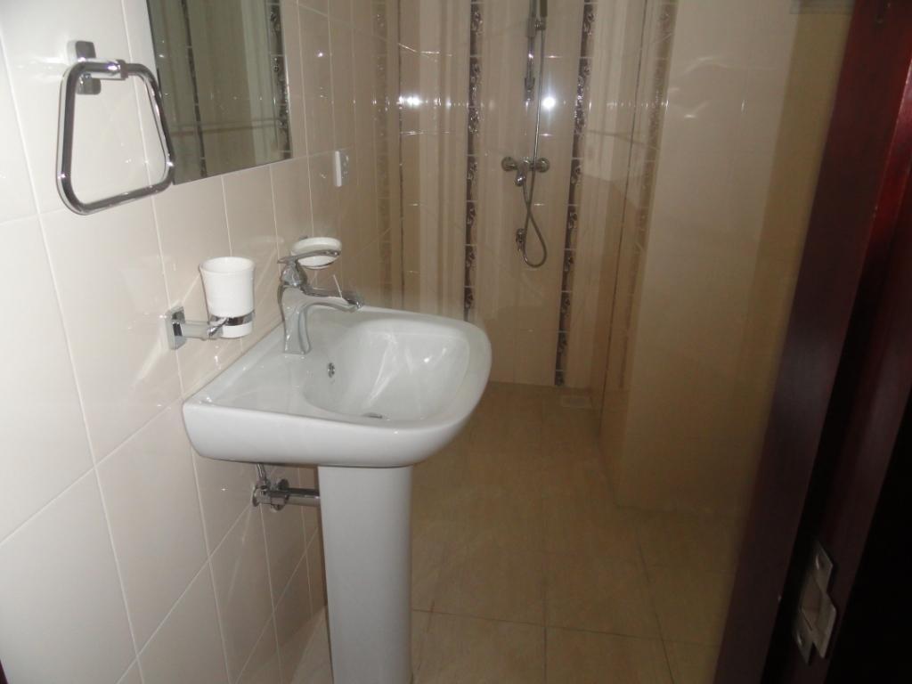 City And Hills View Apartment نوفارا إيلِيا الغرفة الصورة